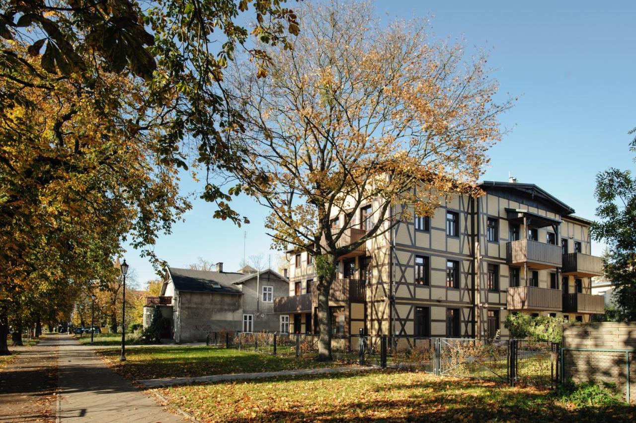 Witkacownia Apartament Z Parkingiem Torun Exterior foto